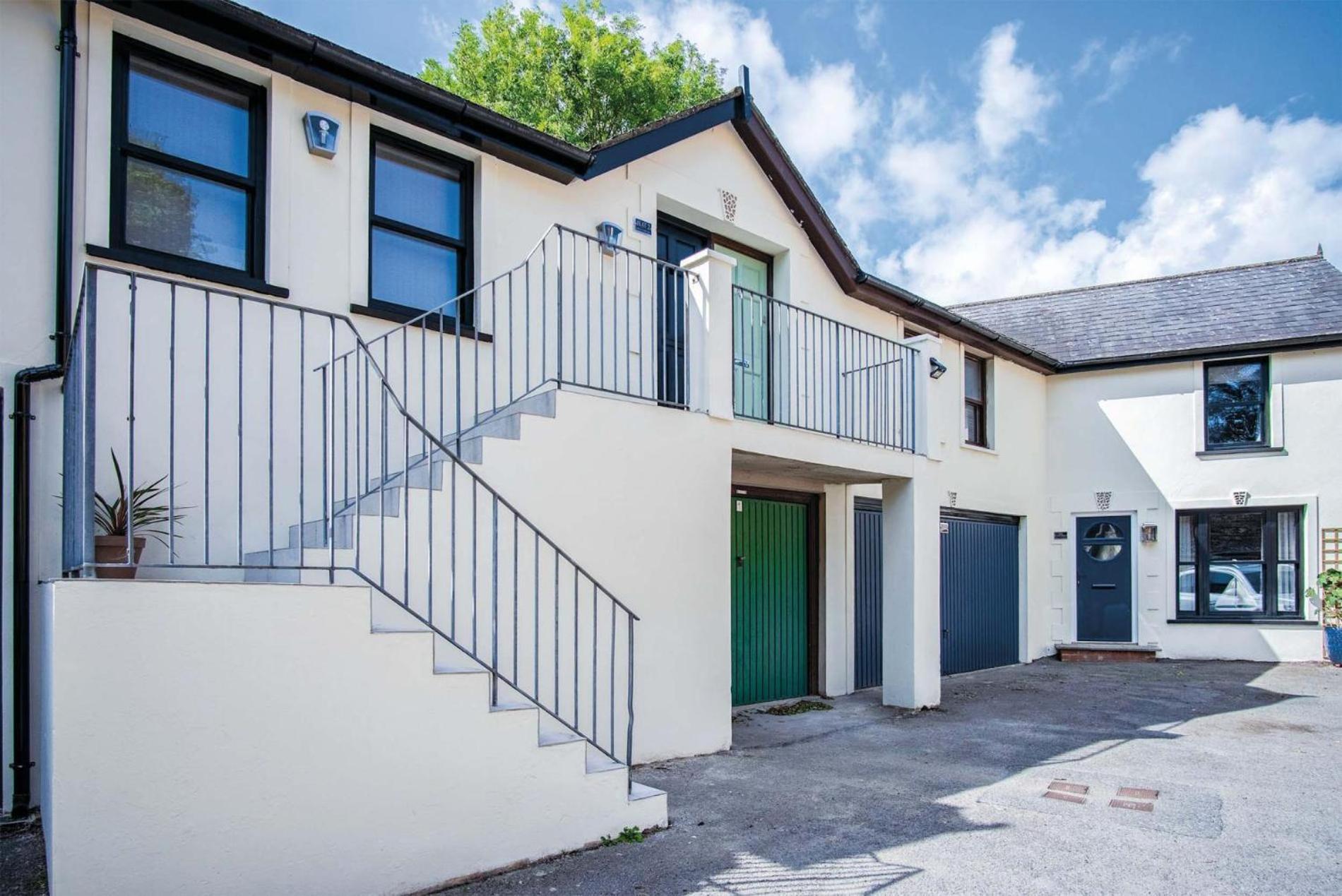 Flat 2 - 1 Bedroom - Holiday home *