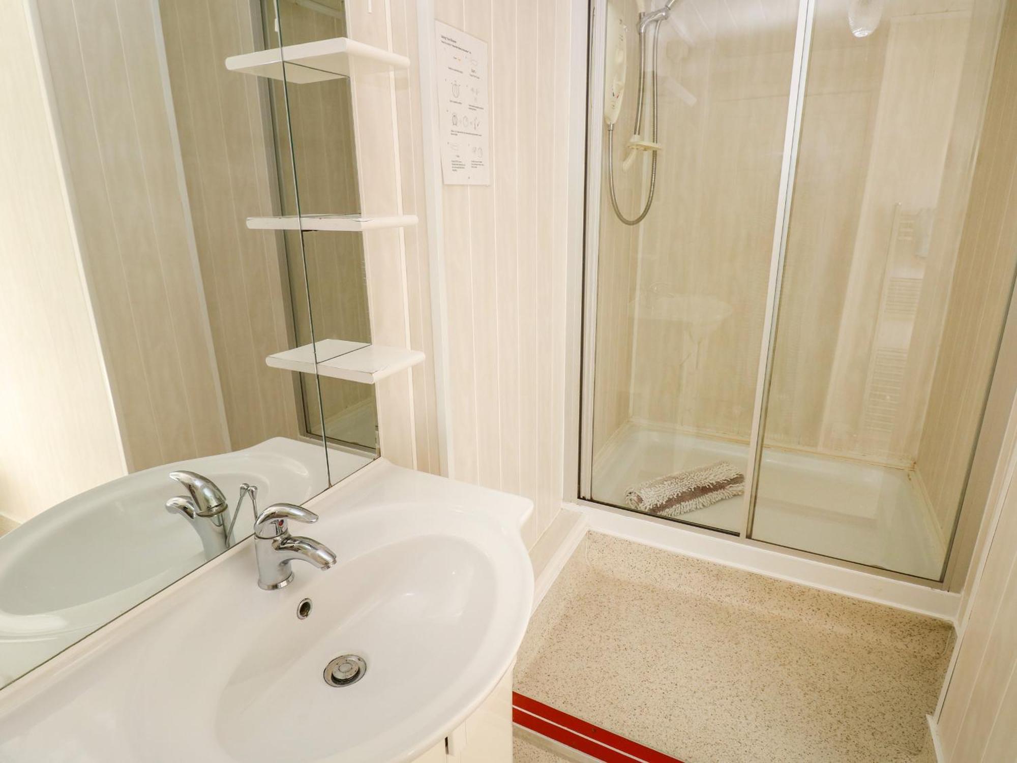 Hilton Snug Apartment Tenby