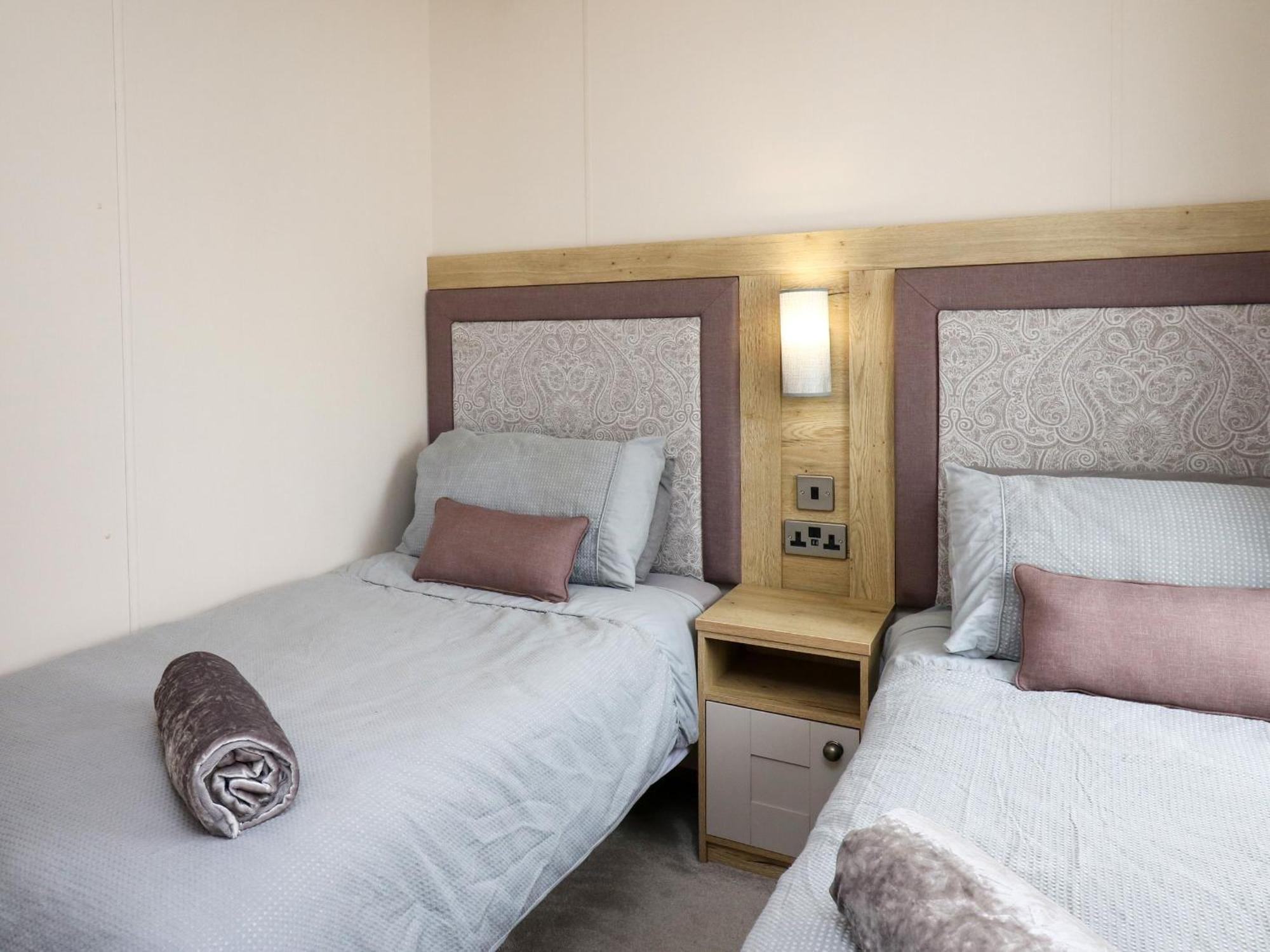 Osprey 6 Holiday home Tenby