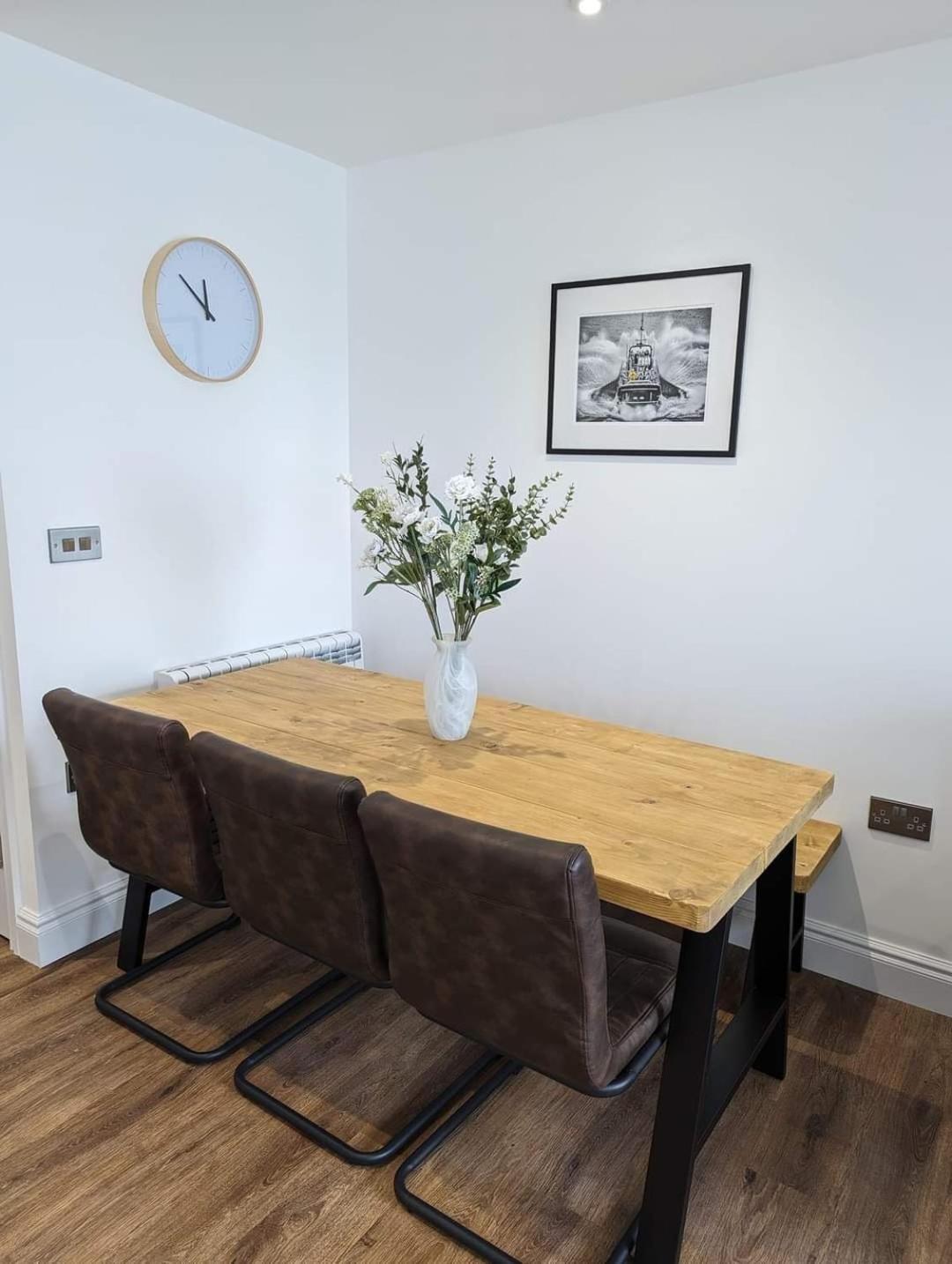 Apartment Number 9 Croft House Tenby