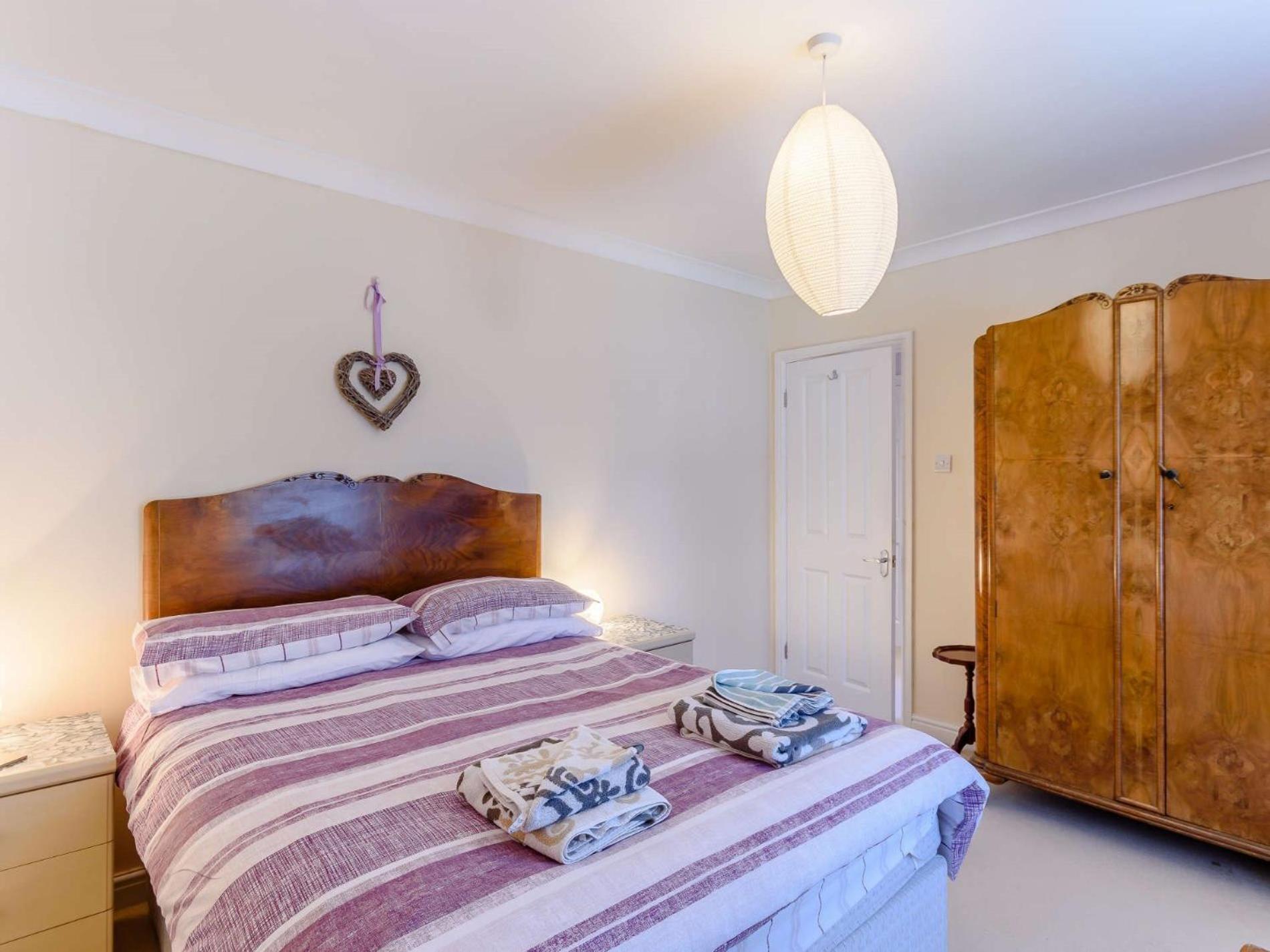 Holiday home 4 Bed In Fb003 *