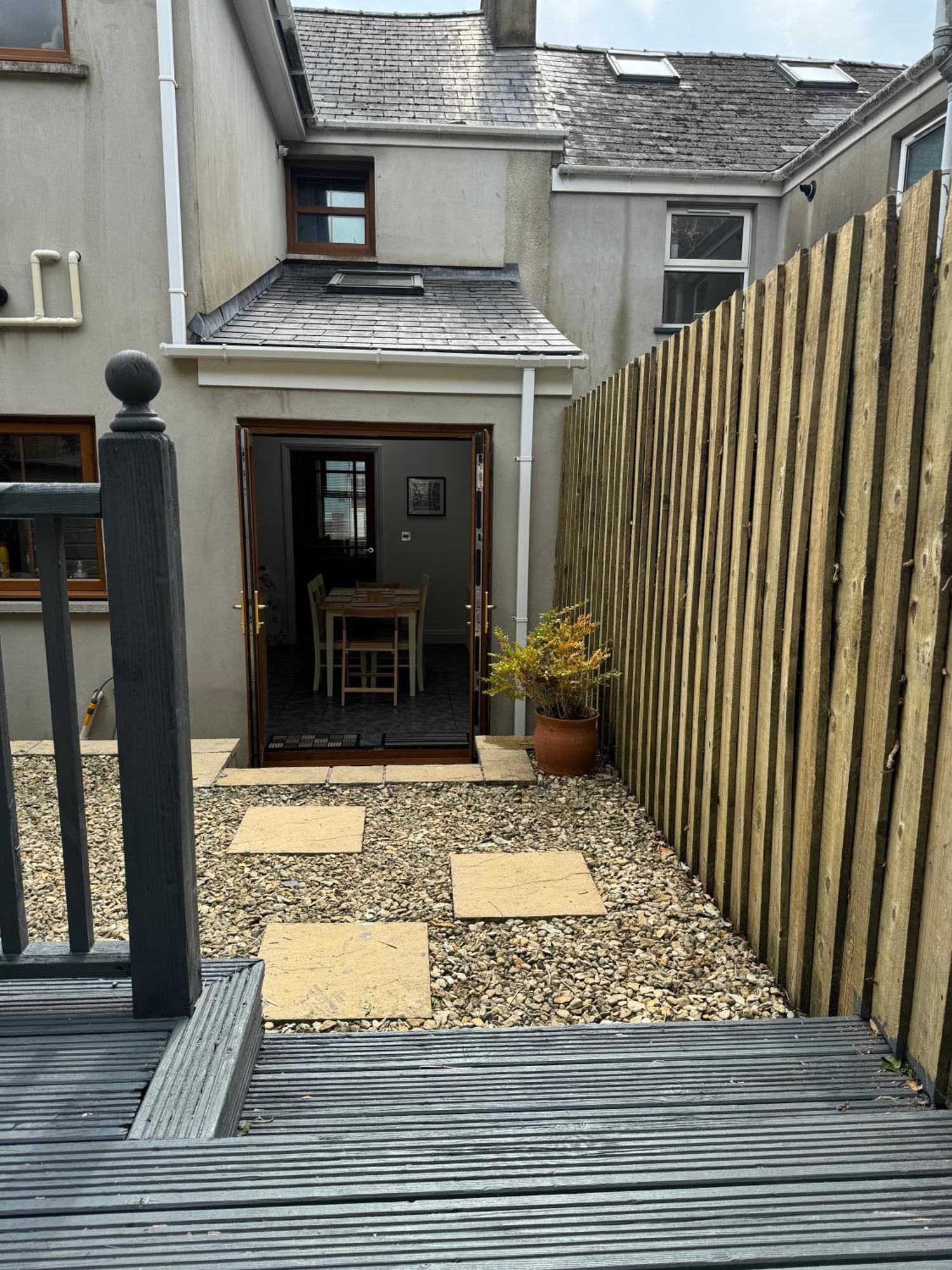 2 Somerset Tenby