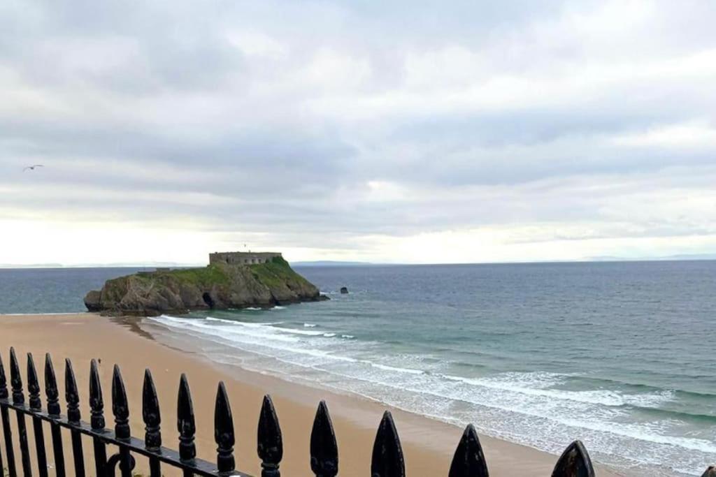 Ship 50m Holiday home Tenby