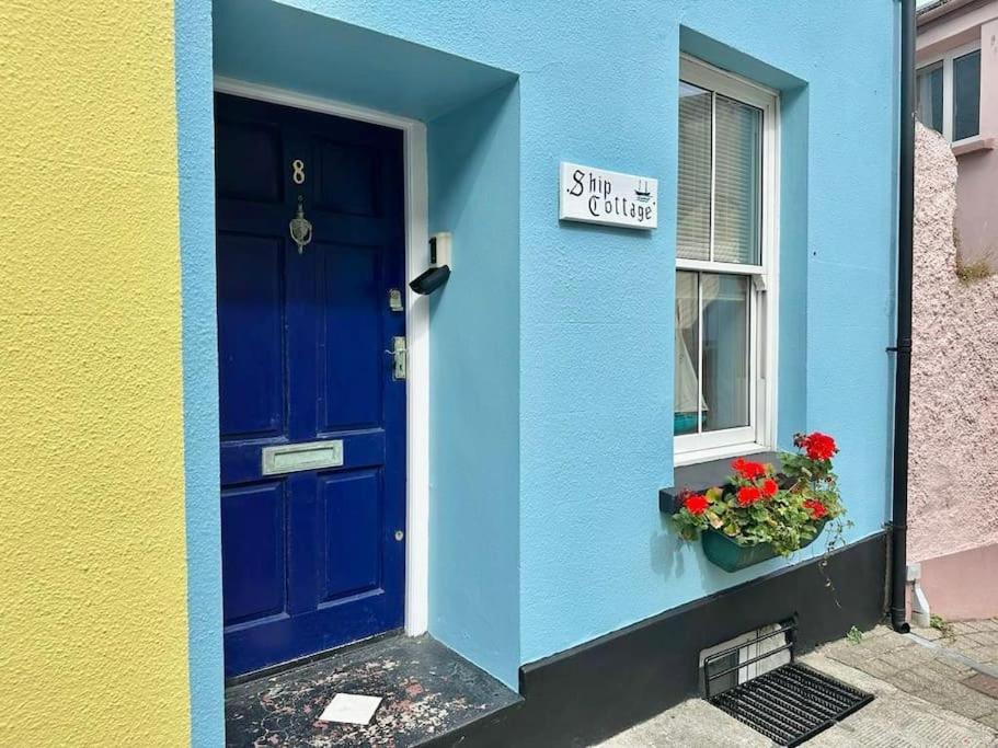 Holiday home Ship 50m Tenby