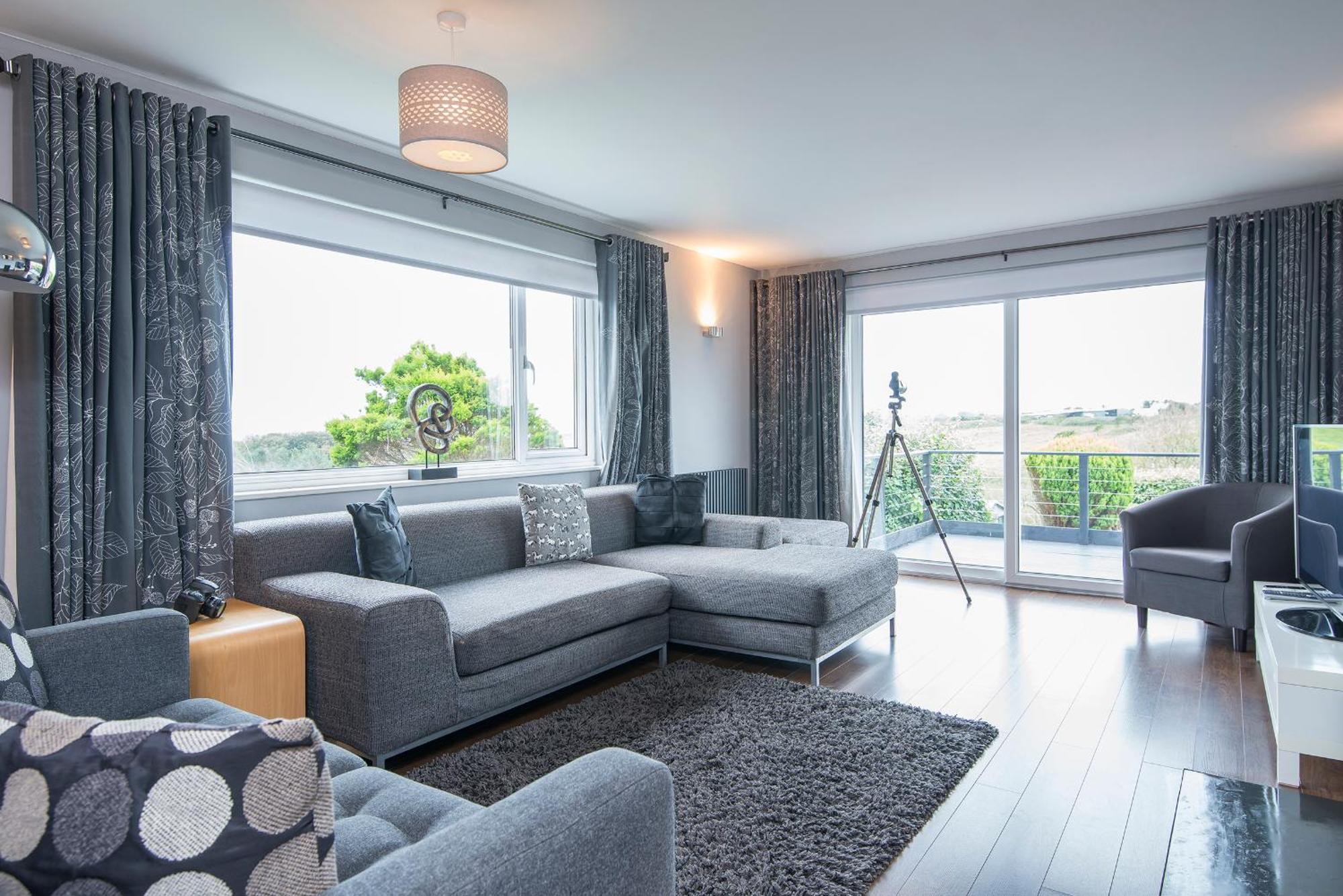 Treetops Tenby