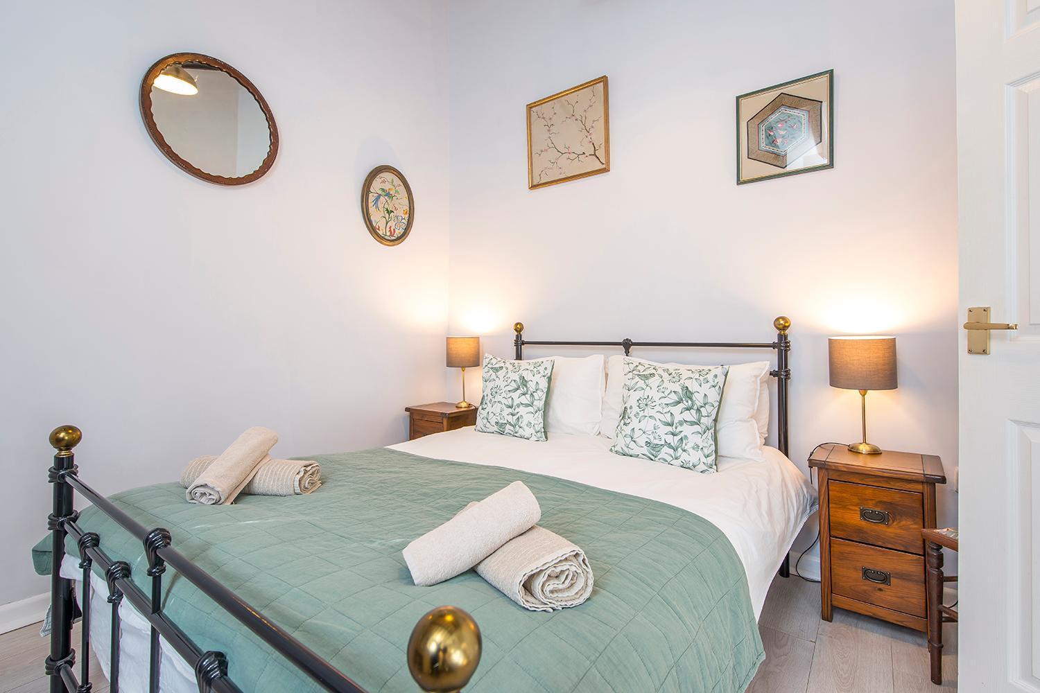 Holiday home The Grapes Tenby