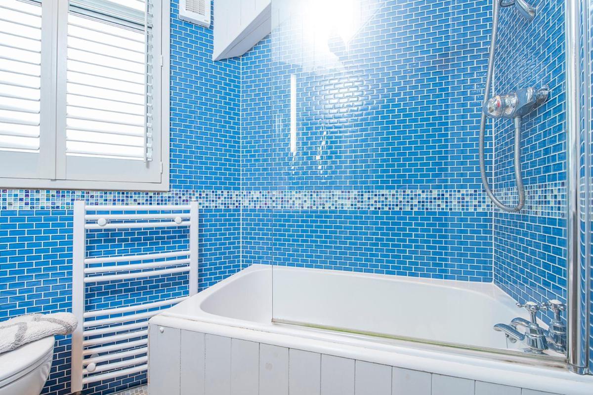 Lower Deck Apartment Tenby