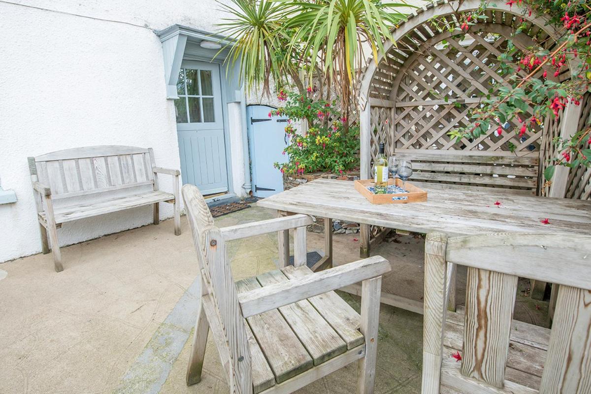 Lower Deck Apartment