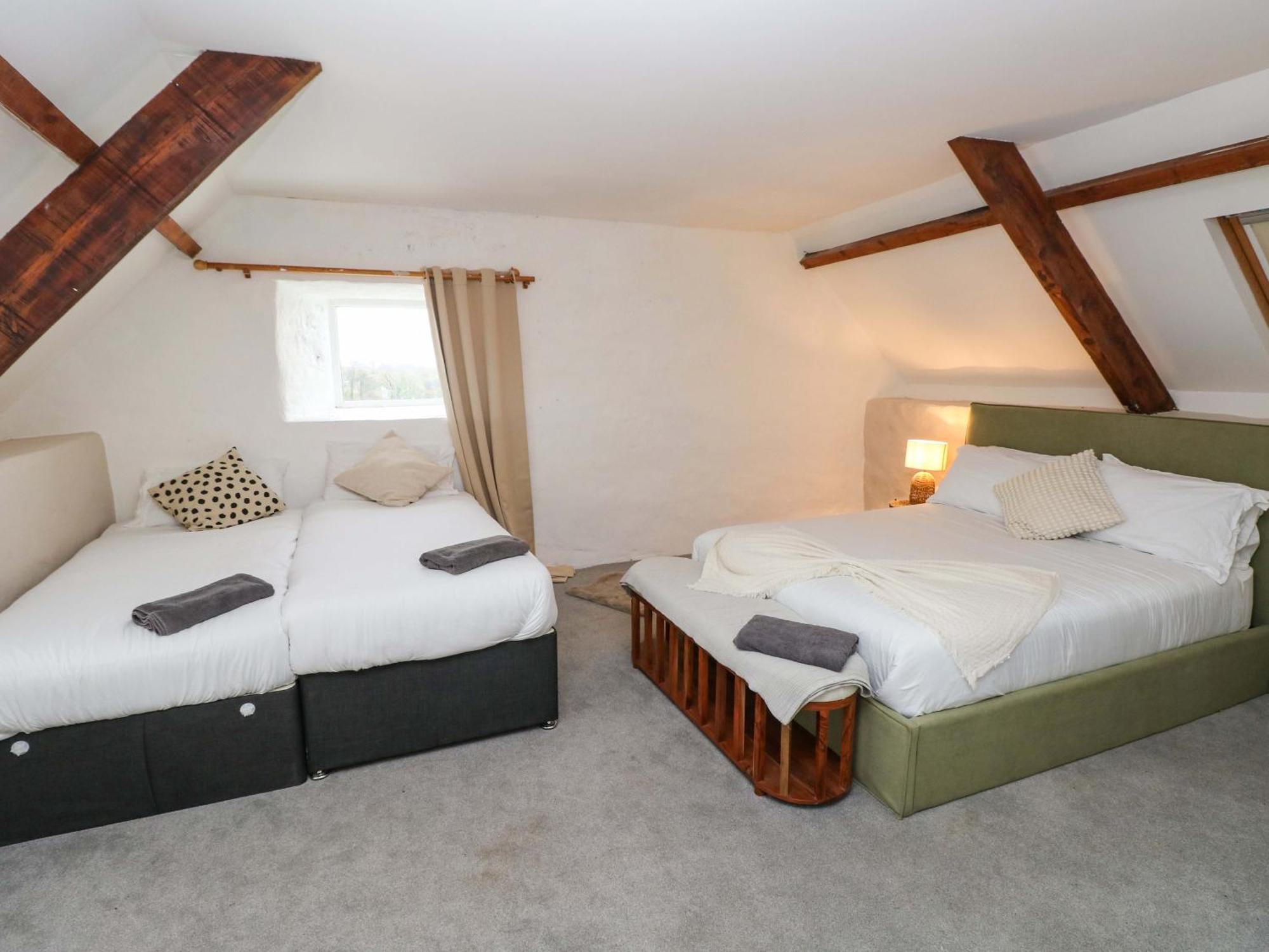 Norchard * Tenby