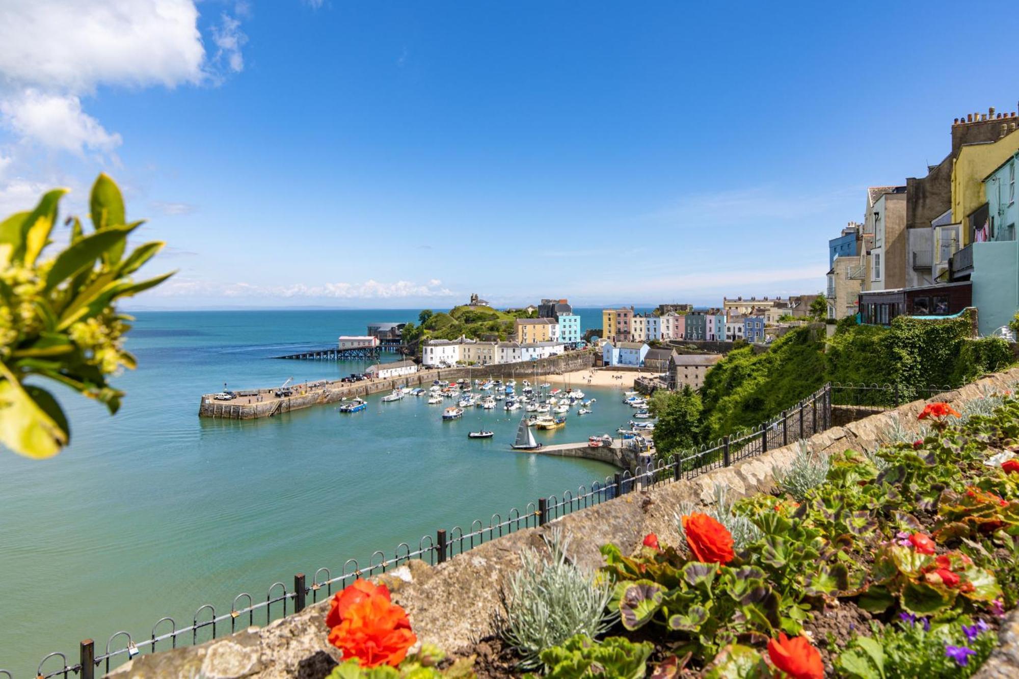 The Lookout At Goscar - Perfectly Positioned With Views * Tenby