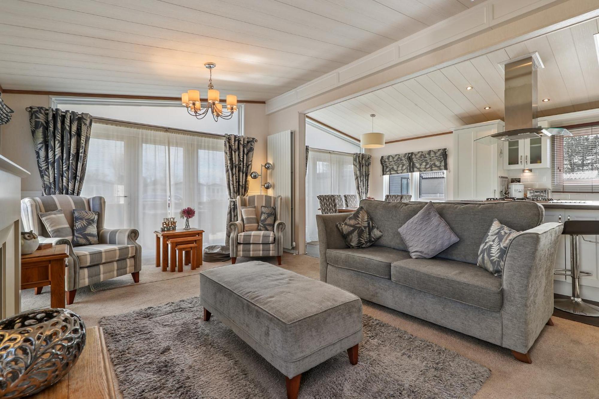 Cormorant - Luxury Close To The *