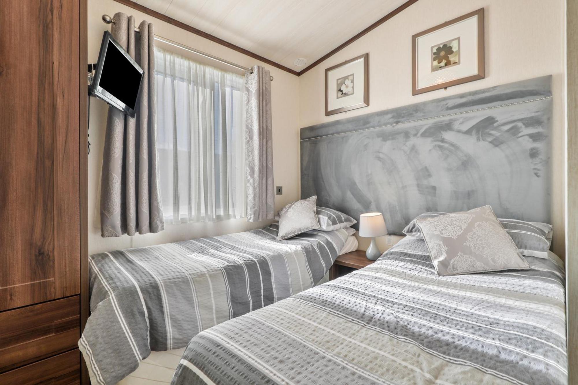 Cormorant - Luxury Close To The Lodge
