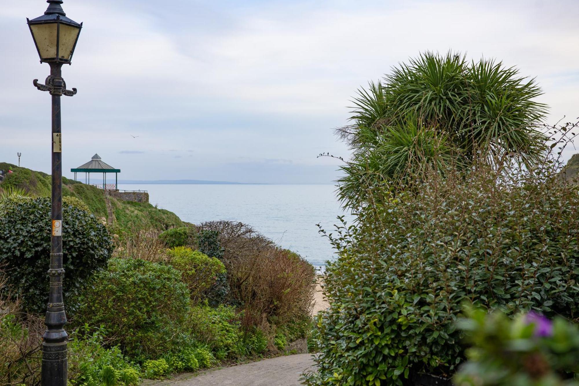 Windermere House - Sea Views Town Centre *