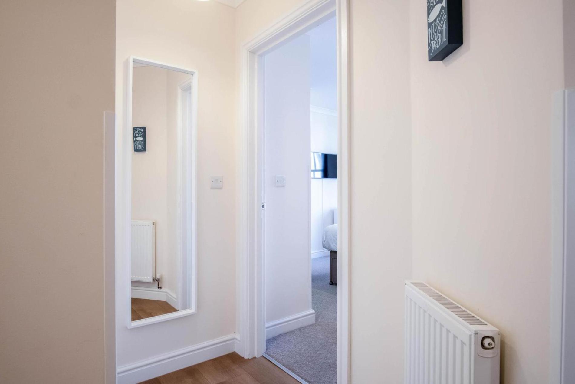 Skokholm - 3 Bedroom - Tenby