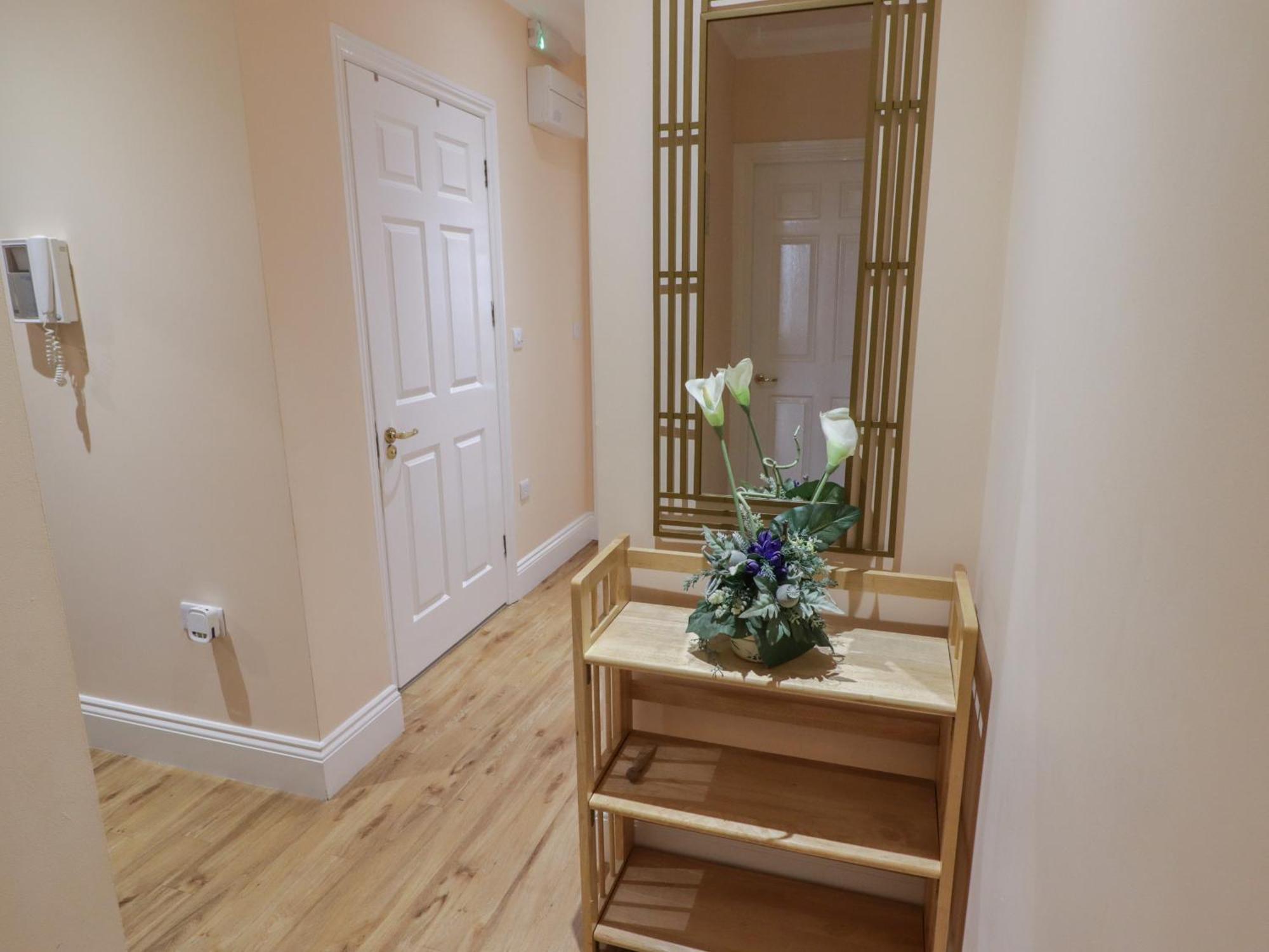 Flat 7 Mansion House Apartment