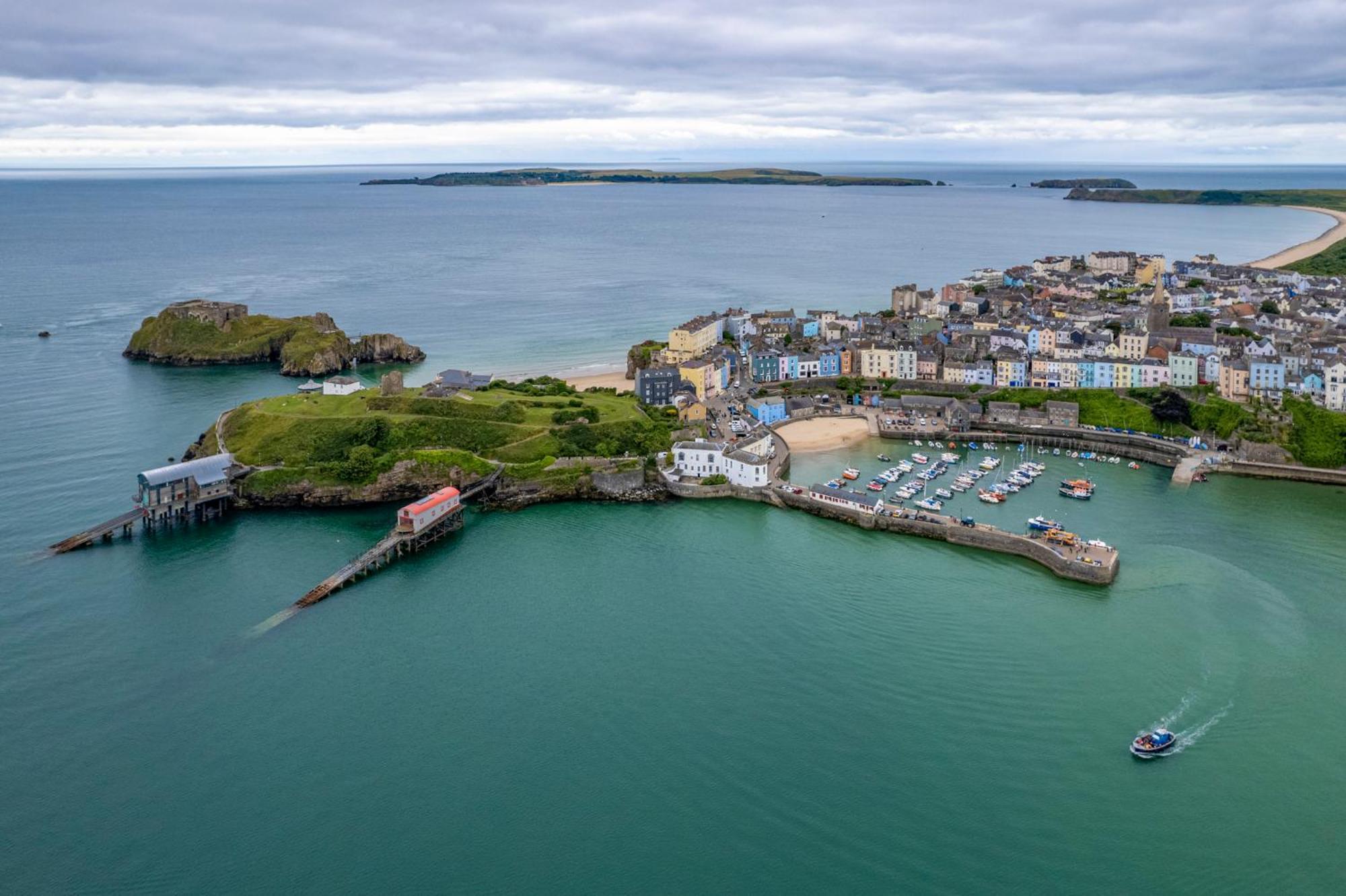 Azure - Spectacular Sea And Harbour Views *