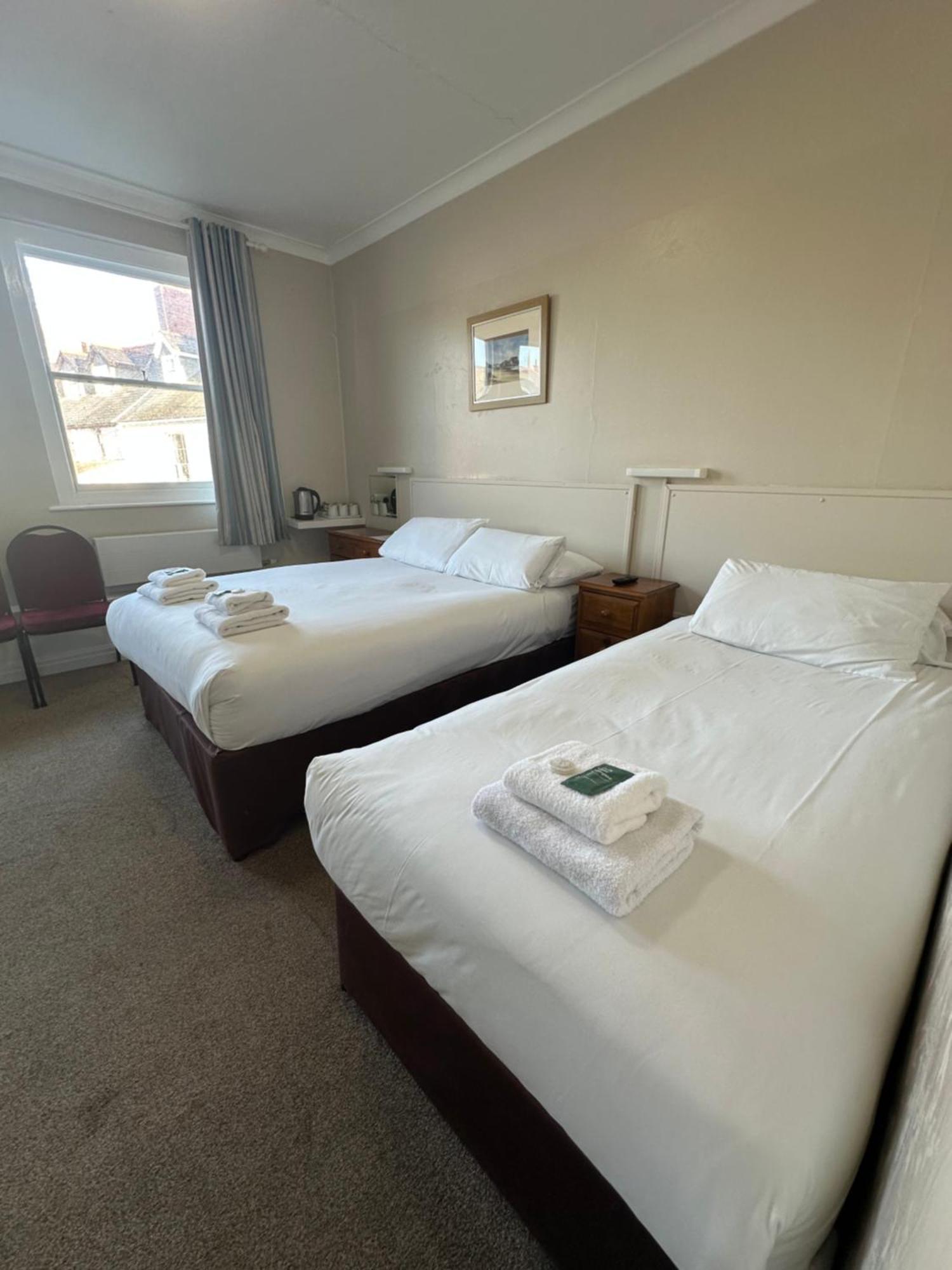 Hotel Clarence House Tenby