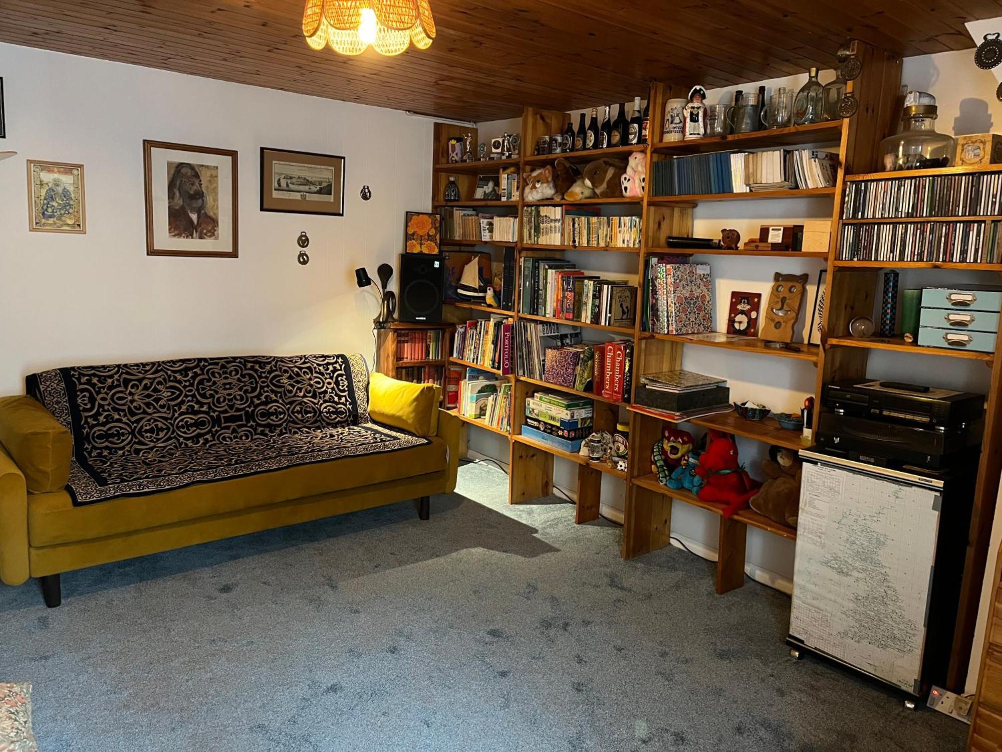 Wheelhouse - 3 Bedroom In The Heart Of Holiday home Tenby