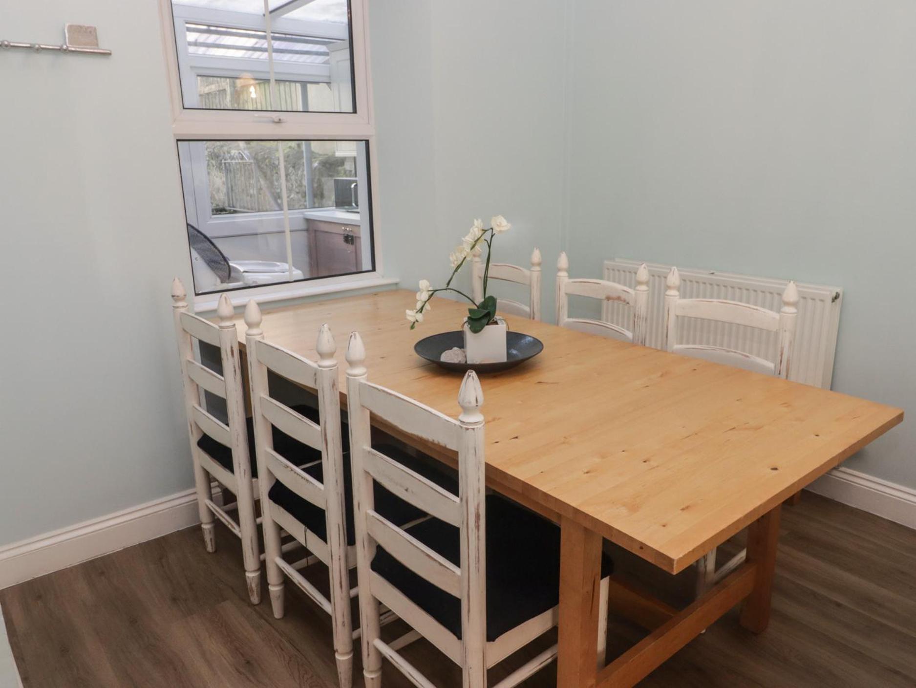 3 Somerset Place *
