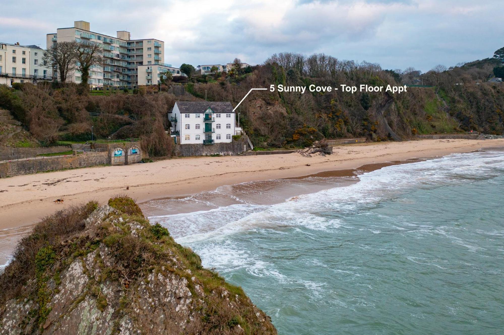 Apartment 5 Sunny Cove - Direct Access Sea Views