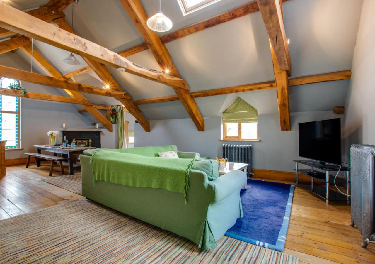 Apartment The Hayloft Tenby