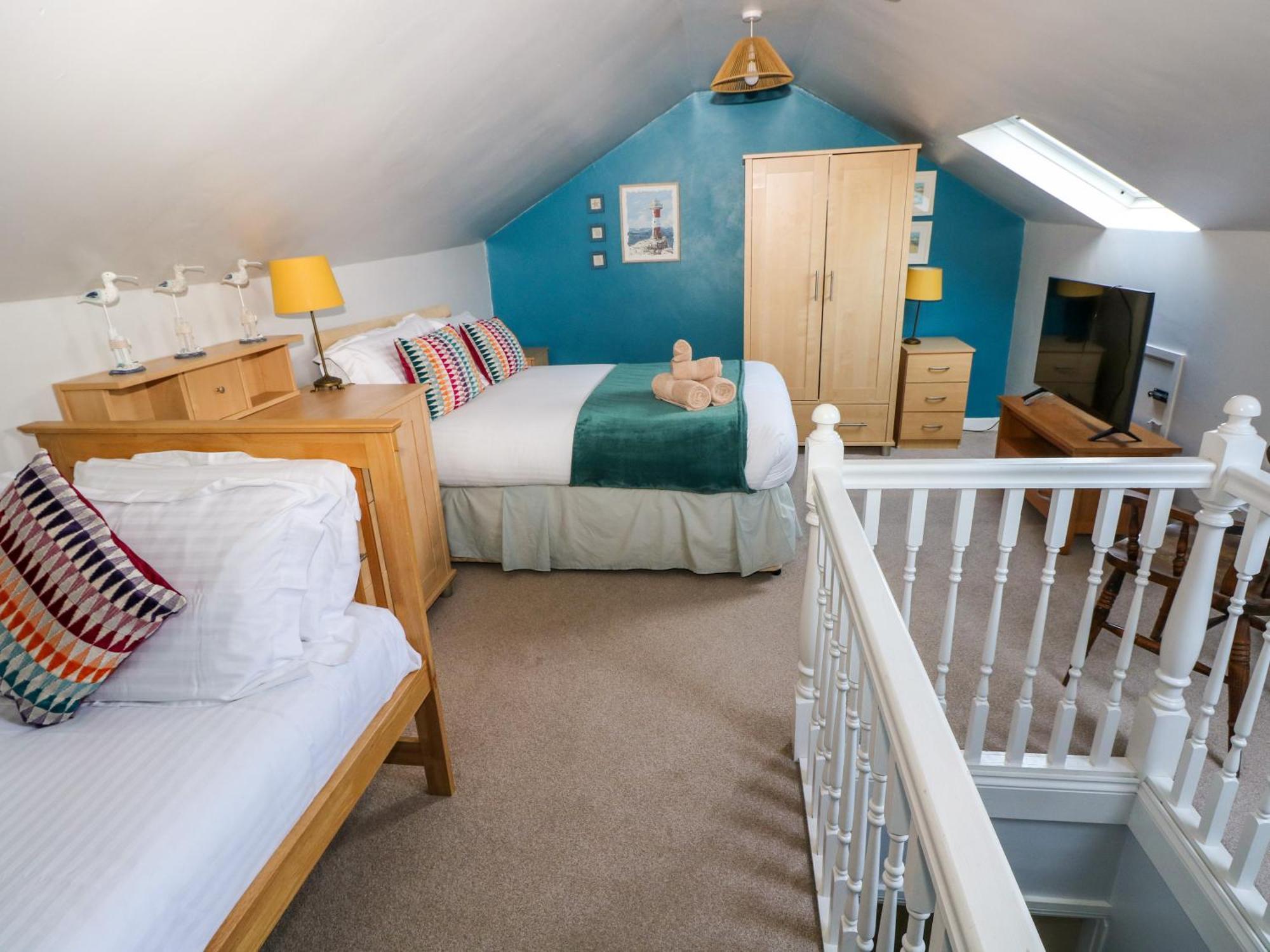 Stones Throw Tenby