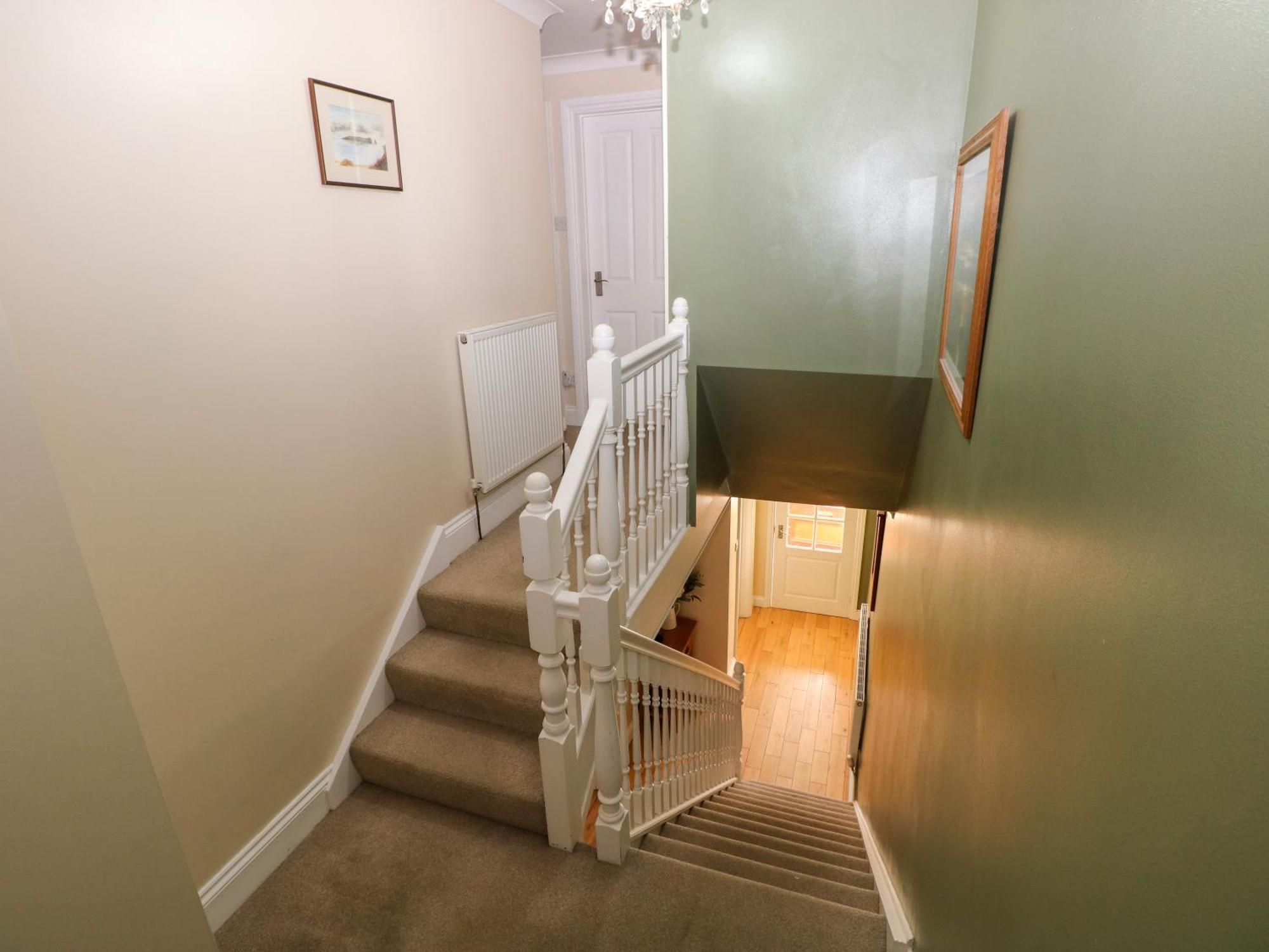 Holiday home Stones Throw Tenby