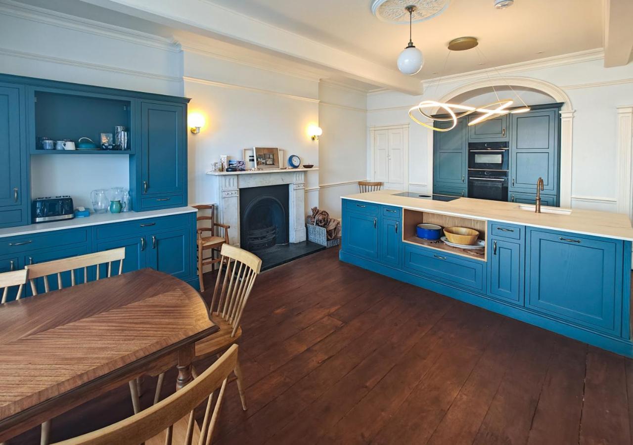Holiday home Belle Vue House Tenby