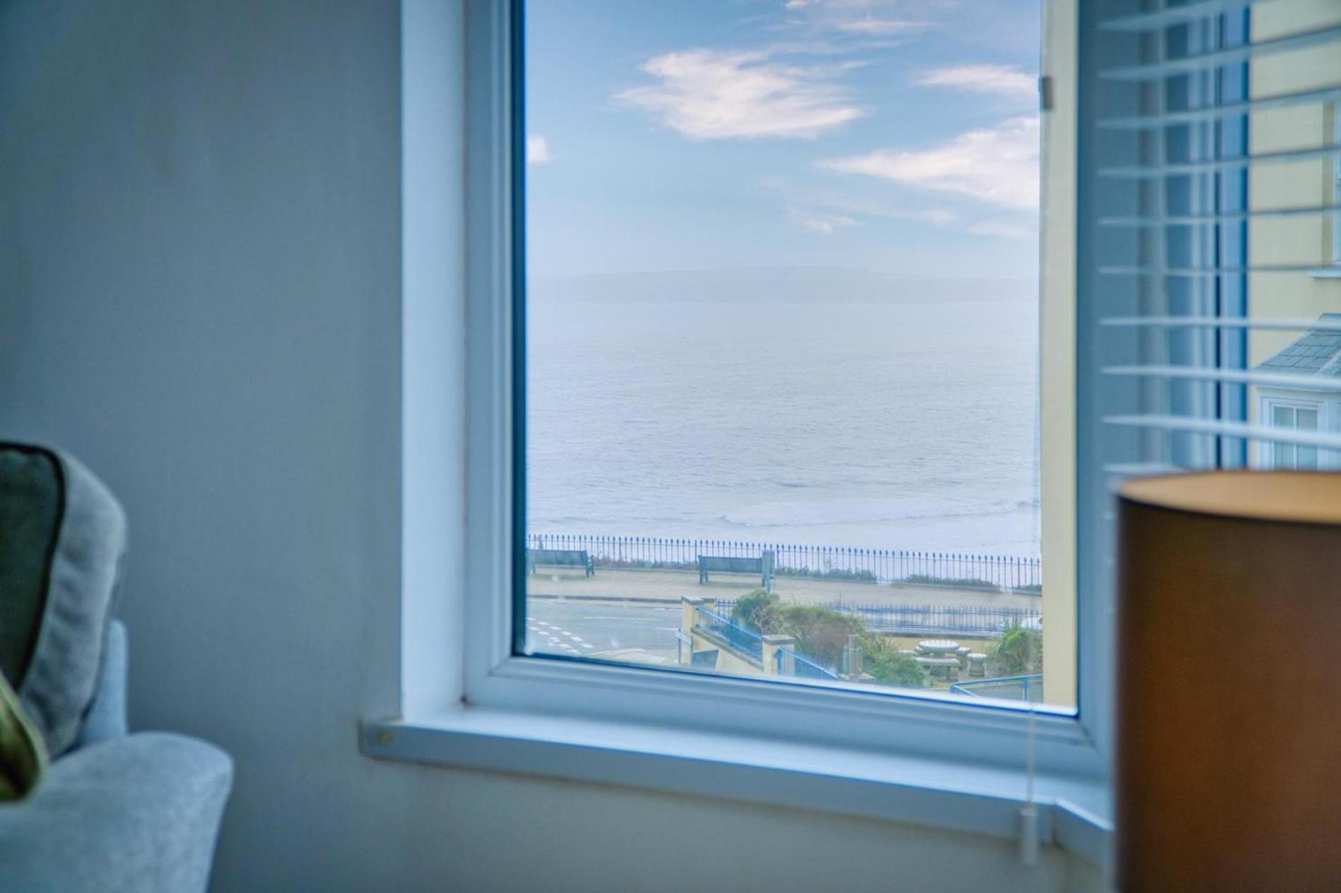 Bay View - 2 Bedroom - Apartment Tenby