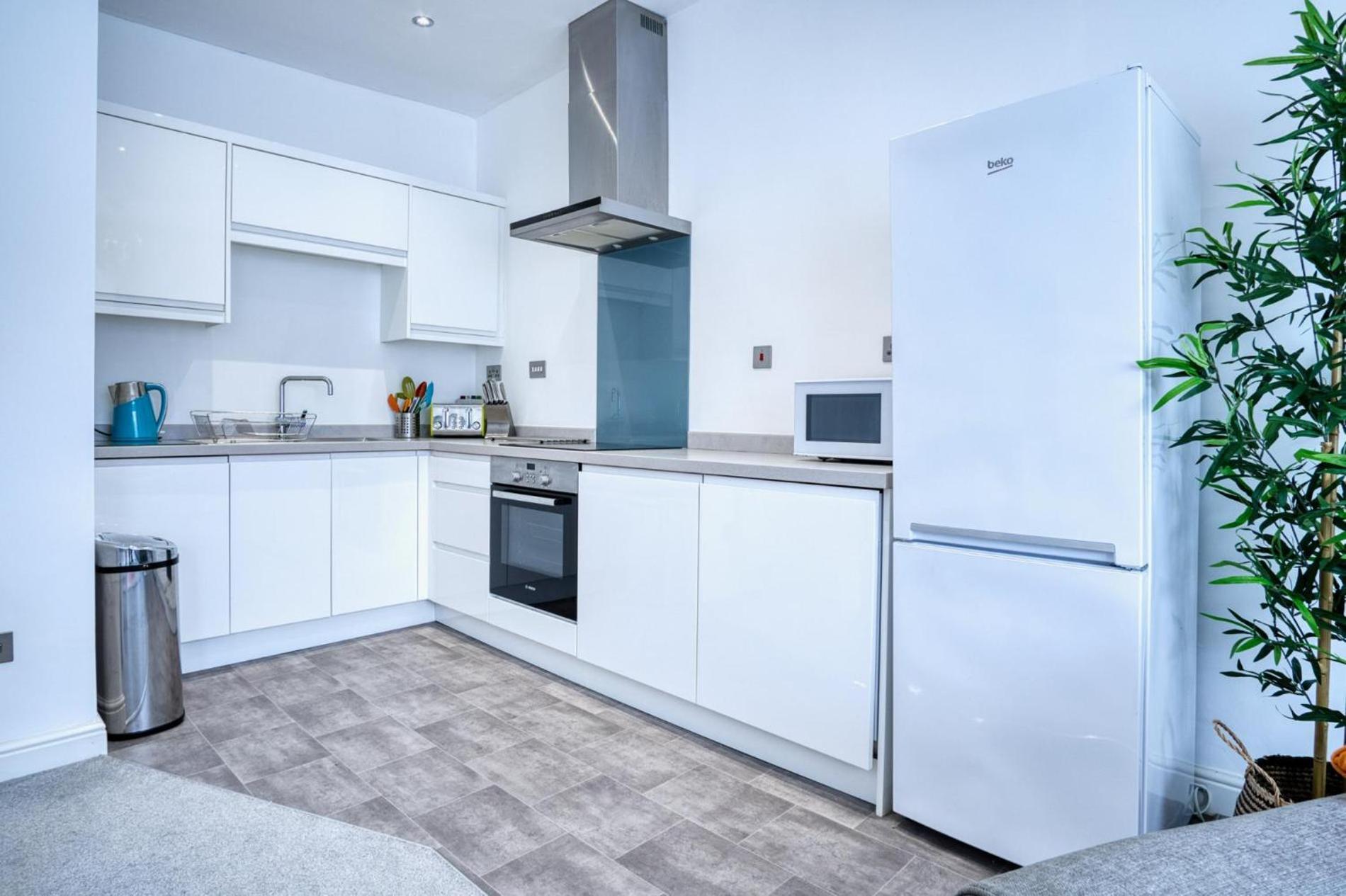 Bay View - 2 Bedroom - Apartment *
