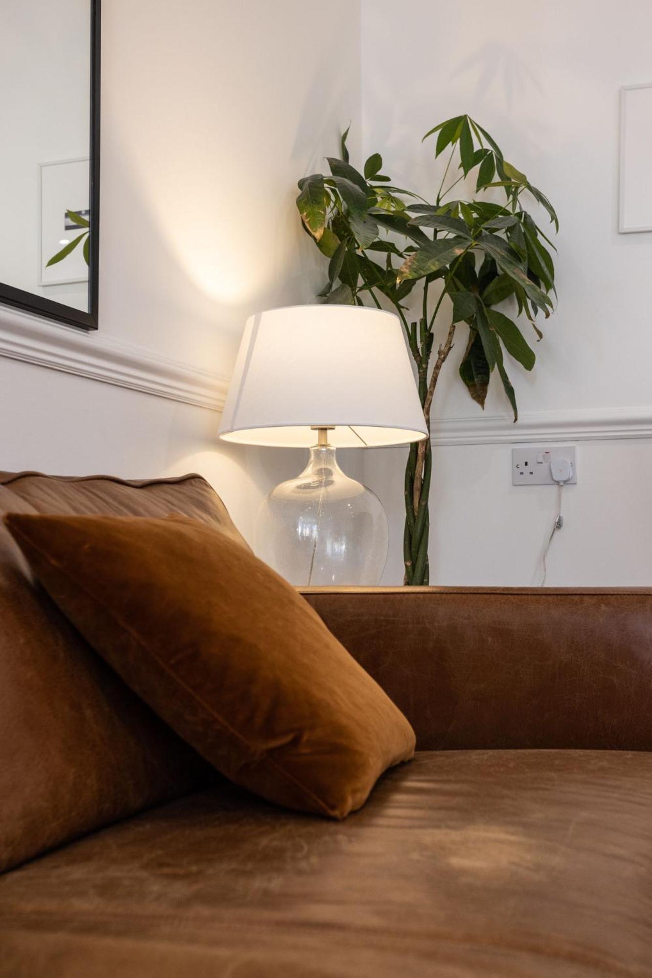 2 South Court - Tenby