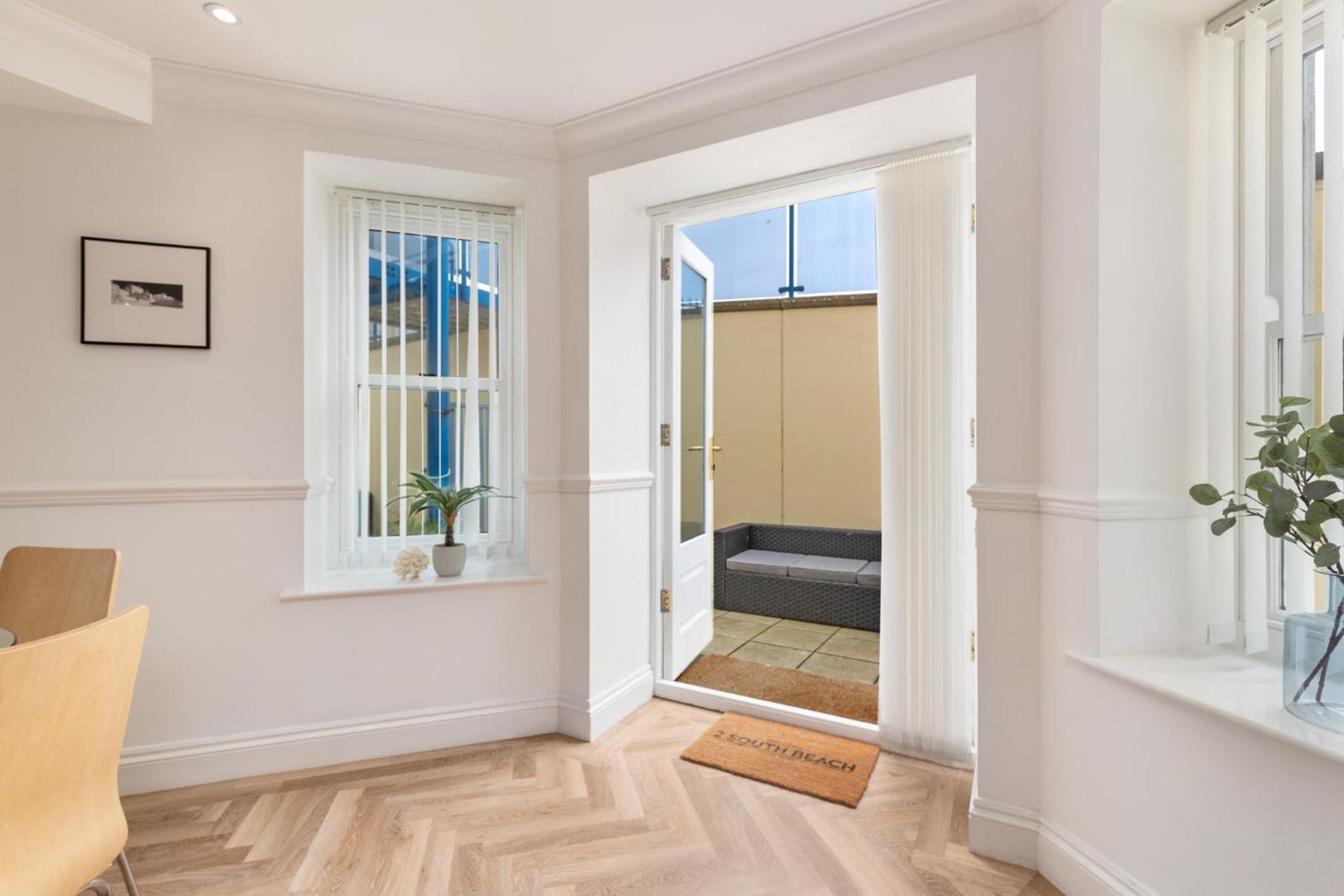 Apartment 2 South Court -