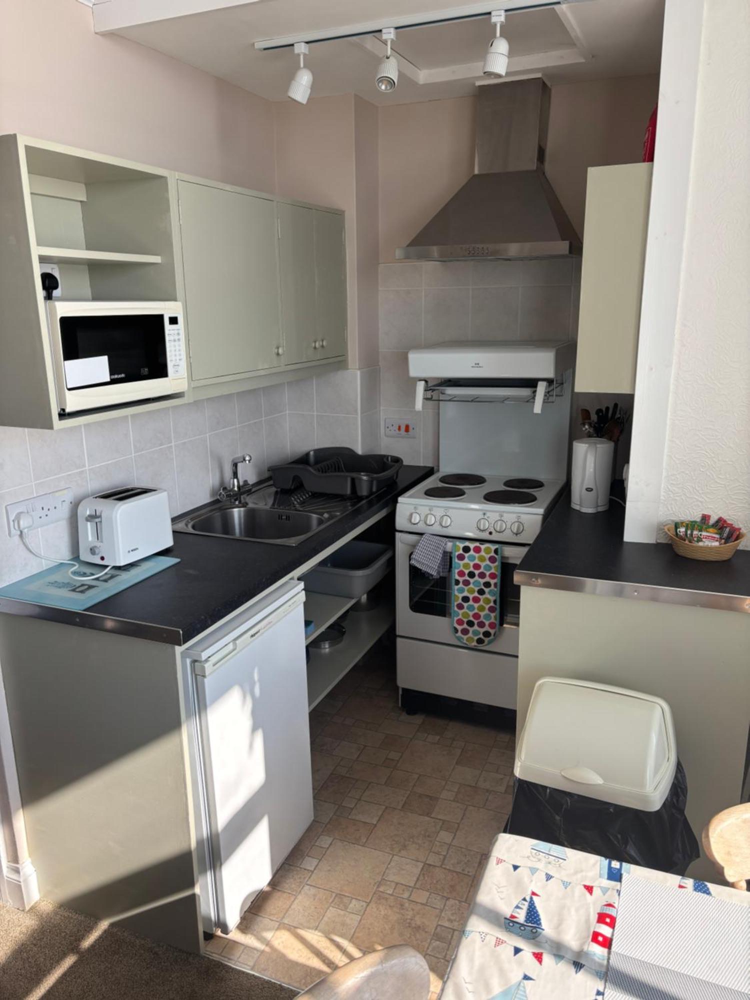 Carnock Apartment *