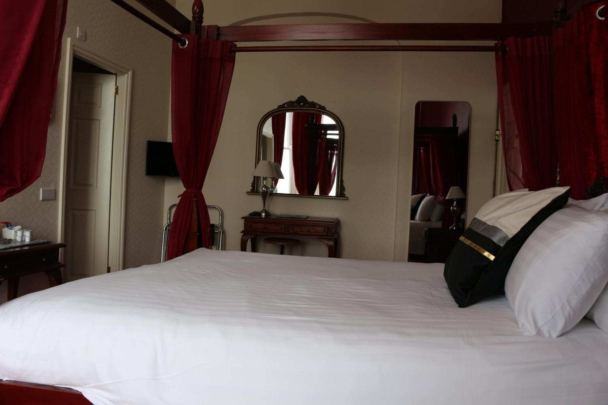 The Belgrave 3*