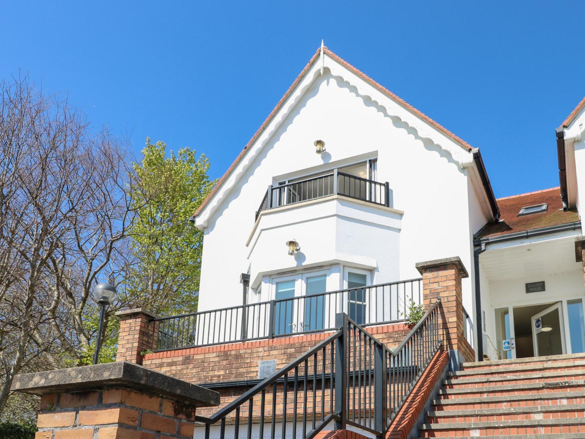 Cambrie Apartment Tenby
