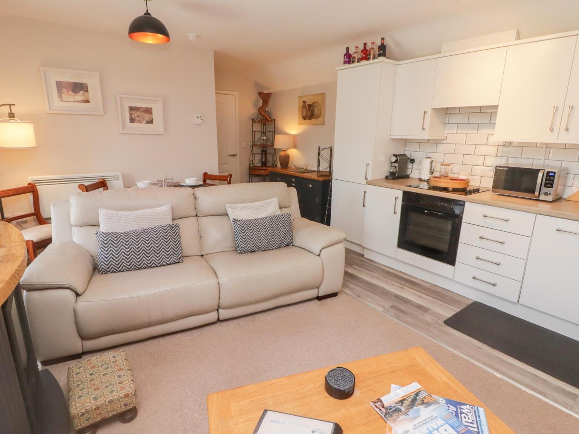 Daffodil Apartment