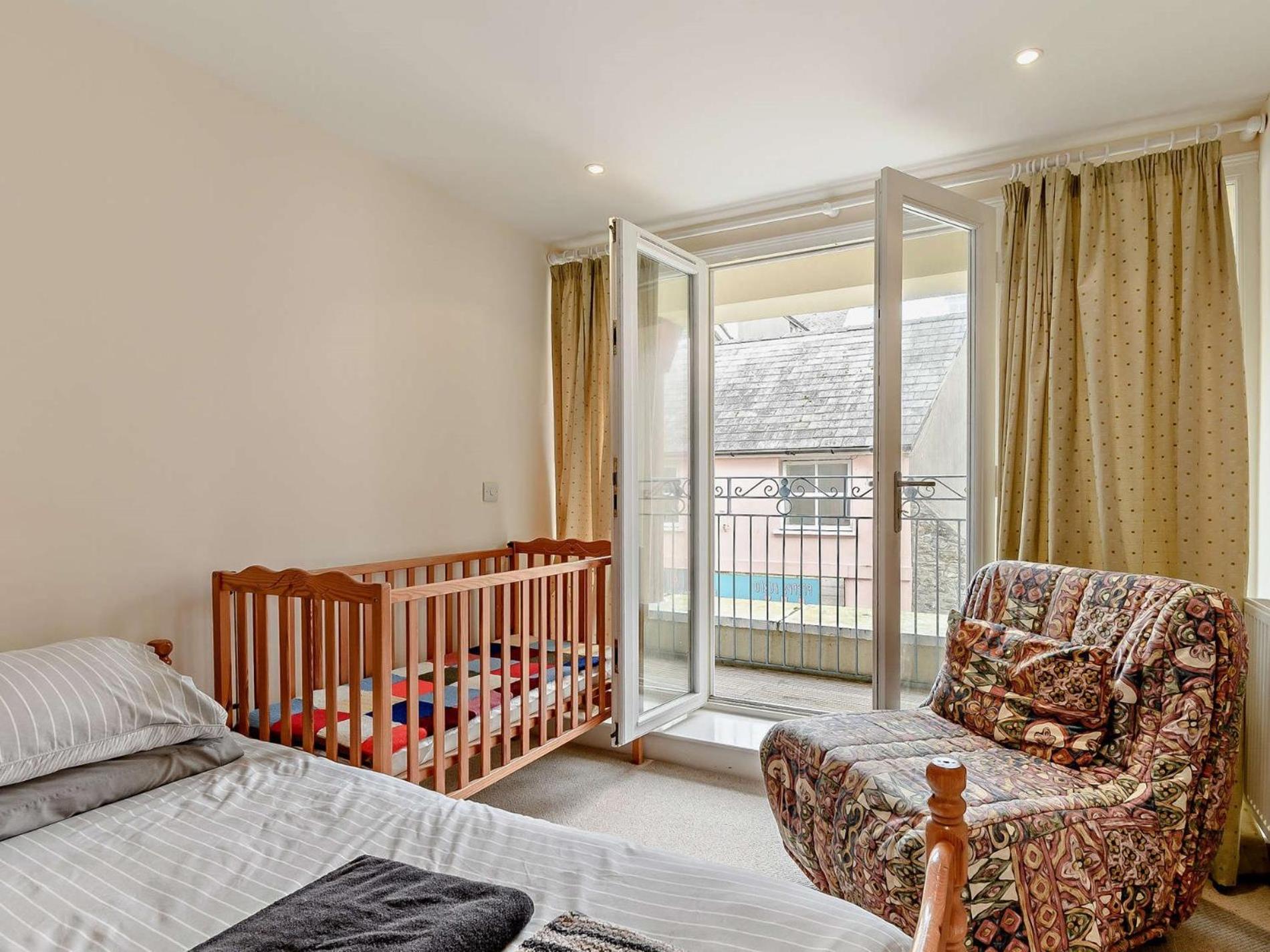 Apartment 3 Bed In Fb053 *