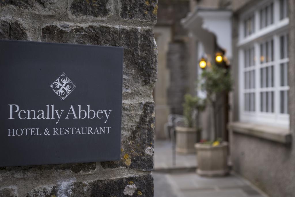 Hotel Abbey And Restaurant