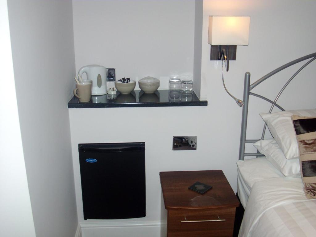 Farnham Guest house 4*