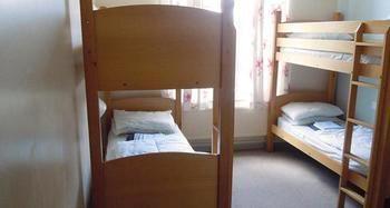 Yha Manorbier Hostel Tenby