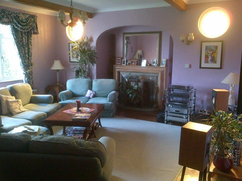Wychwood House 2*