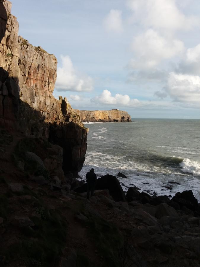 Osnok * Tenby