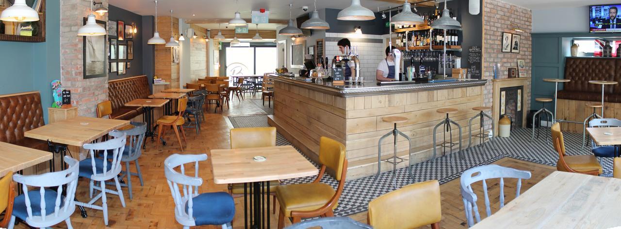 Billycan Hotel Tenby