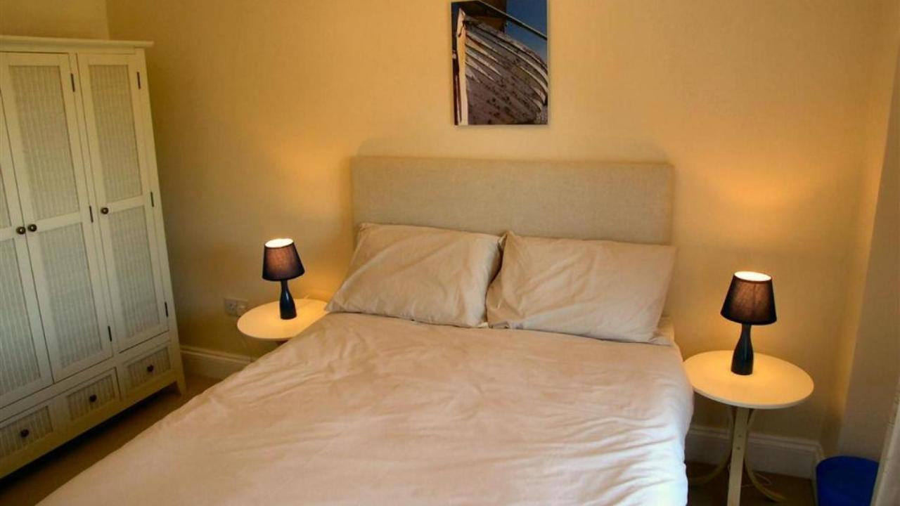 Flint House Flat 4 Apartment Tenby
