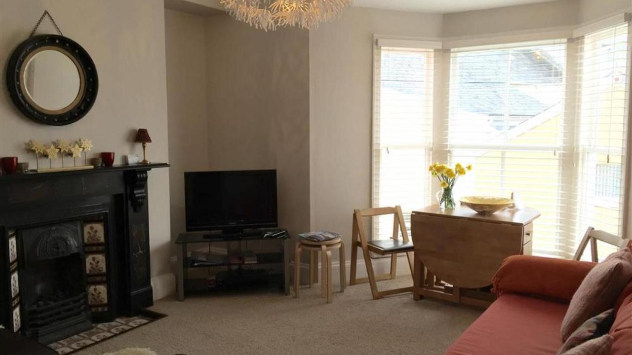 The Pink House Apartment *