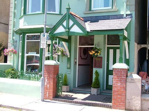 Glenholme * Tenby