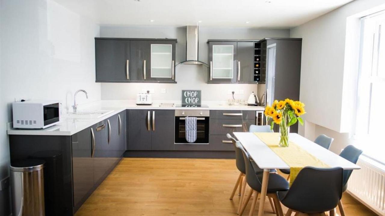 Ty Haf, 4 Dunmore Apartment Tenby