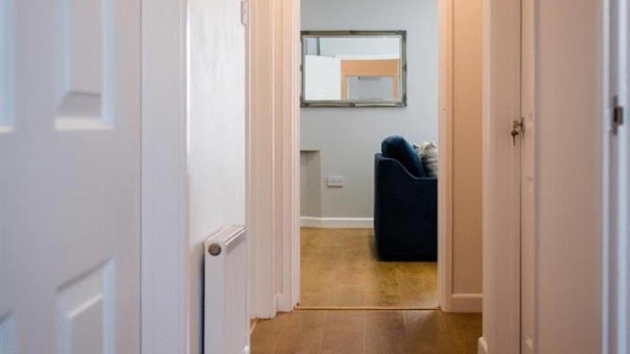 Ty Haf, 4 Dunmore Apartment