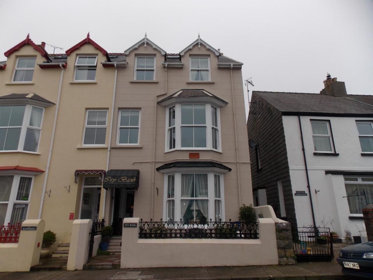 Ivy Bank Guest house Tenby