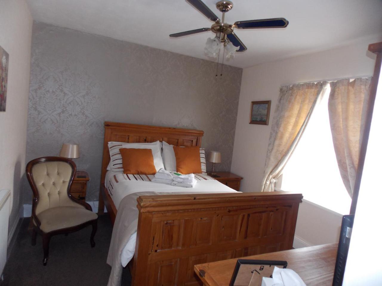 Ivy Bank Guest house 4*